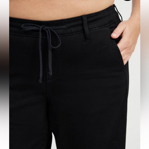 ❤️ Day Special Torrid Weekend Black Wide Leg Jeans size 00 short - Picture 4 of 6